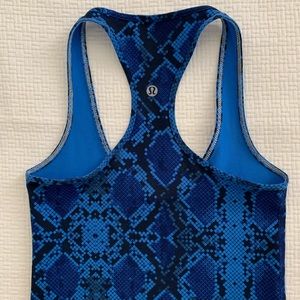 Lululemon Razorback tank